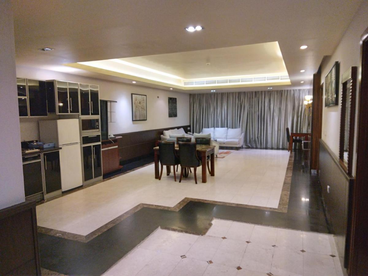 Orans Suites 4 Jiddah Esterno foto
